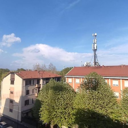 Apartamento Sunhouse - Nuovo Accogliente Bilocale Milán Exterior foto