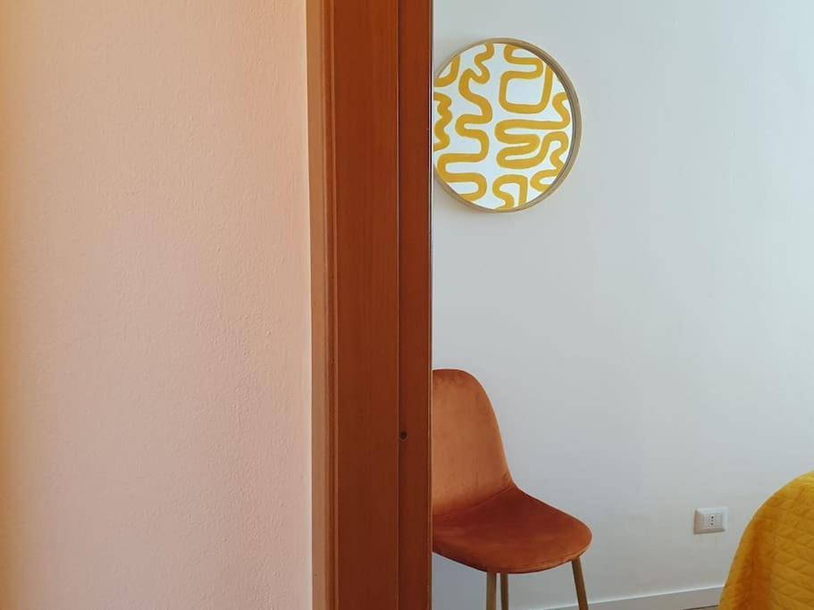 Apartamento Sunhouse - Nuovo Accogliente Bilocale Milán Exterior foto